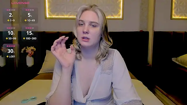 SusanBev online show from March 5, 2026, 8:44 am