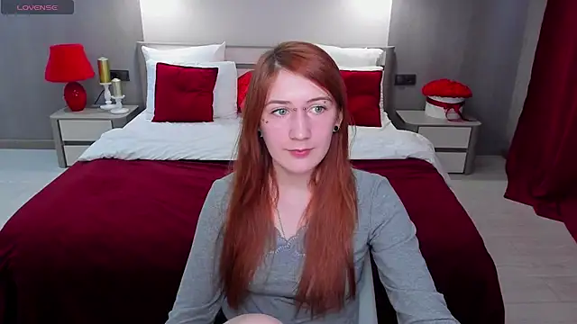 Snapshot of Polly_Sweet chatting on February 5, 2026, 5:36 am Polly Sweet online show from February 5, 2026, 5:36 am