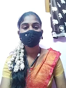 Tamil Hot RoyalQueen online show from April 18, 2026, 7:07 pm