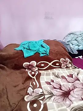 Phoebe-e online show from March 12, 2026, 10:58 pm