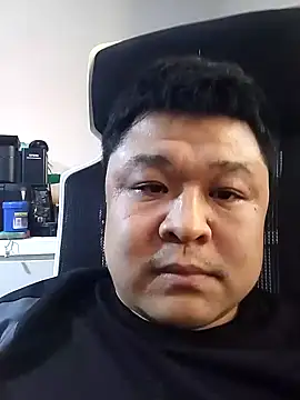 LLL 08 online show from February 27, 2026, 10:15 am