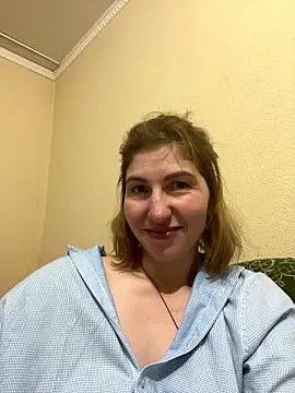 Snapshot of _Crystal_2 chatting on January 18, 2026, 5:05 pm Crystal 2 online show from January 18, 2026, 5:05 pm