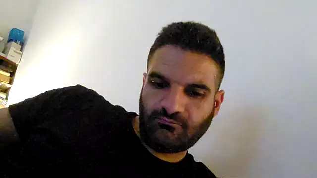Snapshot of marios87xxl chatting on March 29, 2026, 10:33 pm marios87xxl online show from March 29, 2026, 10:33 pm