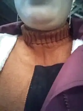 LingLing002 online show from January 13, 2026, 12:47 am