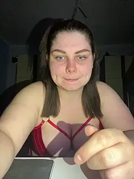 ShappireJoy online show from February 18, 2026, 8:27 pm