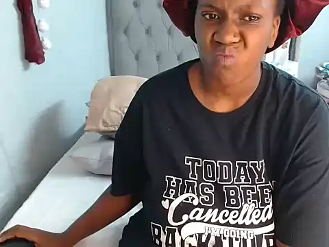 MelowD 2 online show from March 26, 2026, 7:39 am