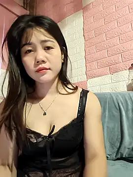 Ngocmai lazdy online show from March 17, 2026, 12:13 am