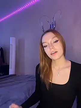 Snapshot of AvaLarson chatting on February 13, 2026, 8:47 am AvaLarson online show from February 13, 2026, 8:47 am