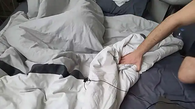 alex 779477 online show from February 27, 2026, 11:10 am