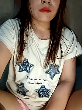 natra0033 online show from April 9, 2026, 8:09 am