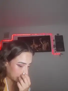 AlexxaAndRileyy online show from February 2, 2026, 11:04 pm