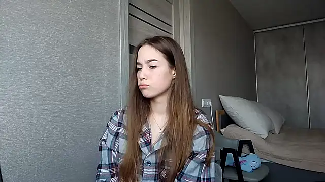 SherrylMaler online show from February 12, 2026, 4:34 am