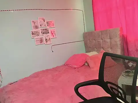 talia mystic online show from March 31, 2026, 1:46 pm