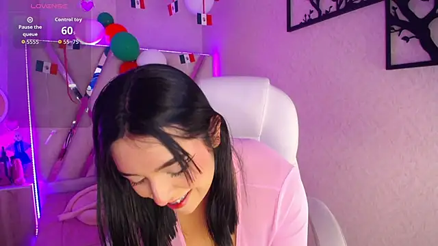 Snapshot of Madyson_Hill chatting on July 5, 2026, 10:11 am Madyson Hill online show from July 5, 2026, 10:11 am