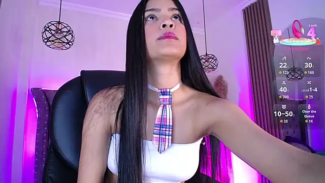 Violet Collins1 online show from May 14, 2026, 9:12 pm