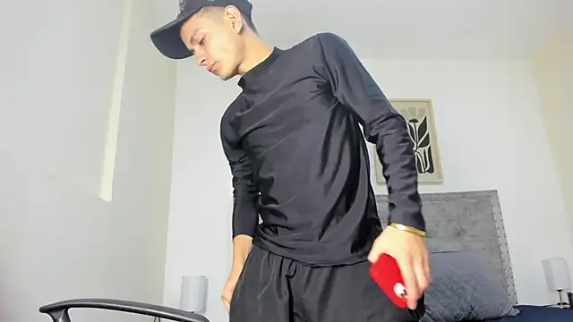 James cute18 online show from January 16, 2026, 2:48 am