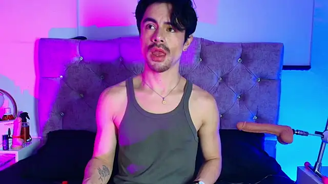 Ethan Briggs  online show from March 5, 2026, 3:36 am