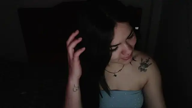 Loriiiany online show from March 12, 2026, 1:37 pm