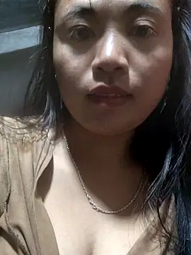 miumiu sexy2x online show from February 27, 2026, 3:23 pm