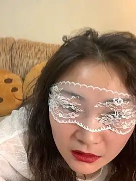 COCO028168 online show from January 16, 2026, 1:48 pm