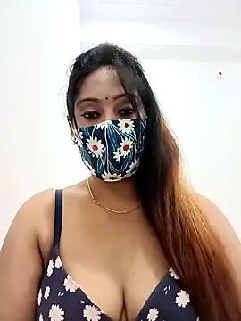 Your-Sasha7 online show from April 5, 2026, 5:25 am