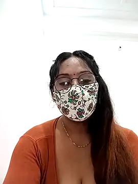 Your-Sasha7 online show from February 19, 2026, 7:38 am