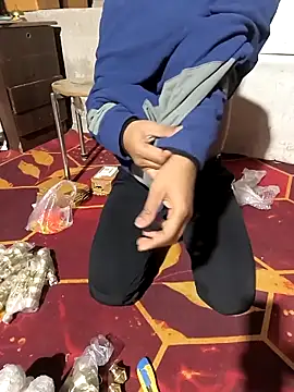 Snapshot of Babu1988UP chatting on February 3, 2026, 11:26 am Babu1988UP online show from February 3, 2026, 11:26 am