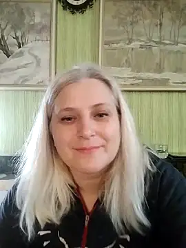 NyushaLollipop online show from April 19, 2026, 3:46 pm