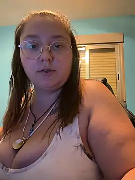 Snapshot of _maracr19_ chatting on June 8, 2026, 9:37 pm maracr19 online show from June 8, 2026, 9:37 pm