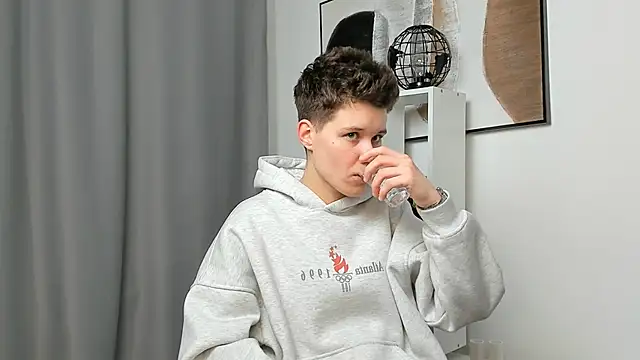 MarcyRoches online show from January 15, 2026, 2:09 pm