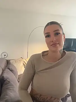 NovaLushhh online show from February 6, 2026, 3:08 pm