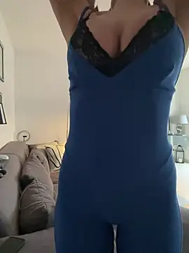 NovaLushhh online show from February 10, 2026, 4:06 pm