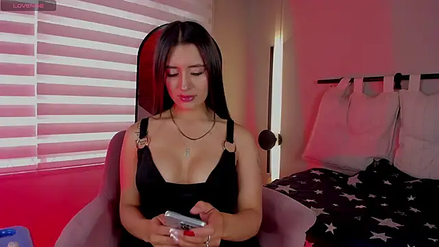 laila  sub  online show from February 14, 2026, 1:44 pm