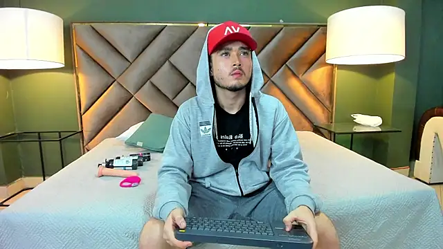 Salvattore Muller online show from April 20, 2026, 1:30 am