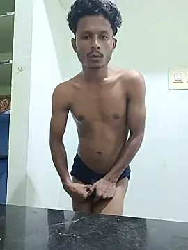 Snapshot of stylee_satheesh chatting on August 2, 2026, 5:32 pm stylee satheesh online show from August 2, 2026, 5:32 pm