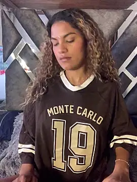 Snapshot of AngelPinkk_ chatting on March 15, 2026, 8:32 am AngelPinkk online show from March 15, 2026, 8:32 am