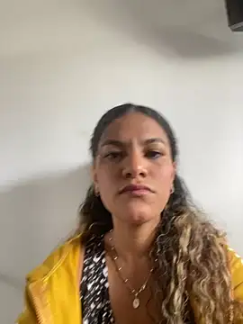Snapshot of AngelPinkk_ chatting on July 5, 2026, 8:37 pm AngelPinkk online show from July 5, 2026, 8:37 pm