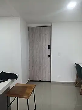 Ina Jody  online show from April 16, 2026, 9:39 pm