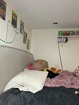 danikaFendyr online show from April 13, 2026, 6:06 am