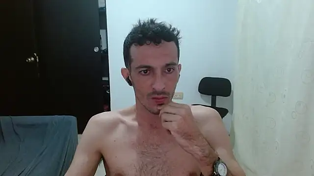 Snapshot of maskguy23 chatting on June 17, 2026, 6:02 am maskguy23 online show from June 17, 2026, 6:02 am