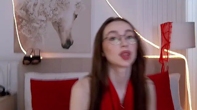 Emily Simon online show from May 9, 2026, 5:11 am