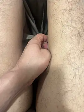 luvis69couple online show from May 11, 2026, 11:46 pm