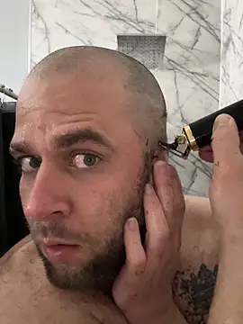 J thebeastxxx online show from March 15, 2026, 10:39 pm