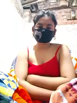 Hot Sweeti online show from February 16, 2026, 11:09 am