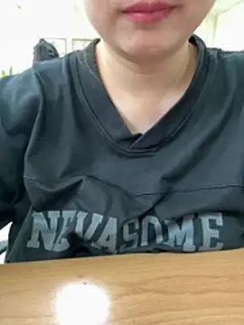Donna9696 online show from June 2, 2026, 12:32 am