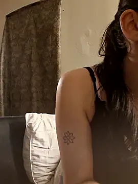 LadySn0w26 online show from April 11, 2026, 2:30 am