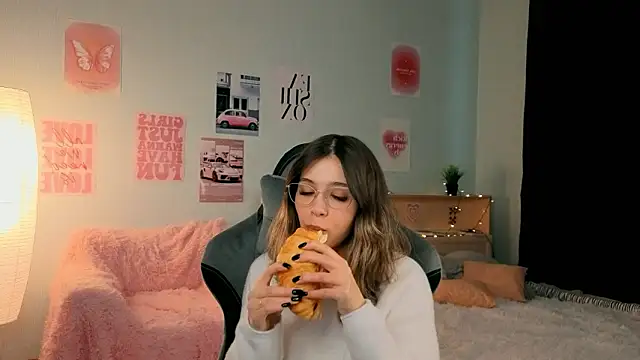 dinnerwithflowers online show from March 3, 2026, 1:07 pm