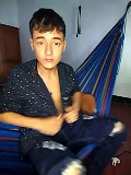 Snapshot of attractive-sexx chatting on January 18, 2026, 5:16 pm attractive-sexx online show from January 18, 2026, 5:16 pm