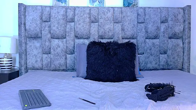 samirths boy  online show from February 3, 2026, 6:57 pm