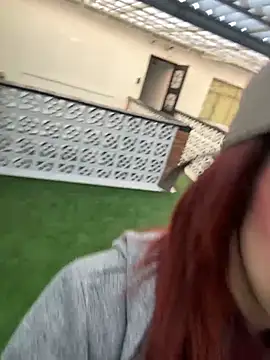 Snapshot of elodie_rouge chatting on February 26, 2026, 12:16 pm elodie rouge online show from February 26, 2026, 12:16 pm